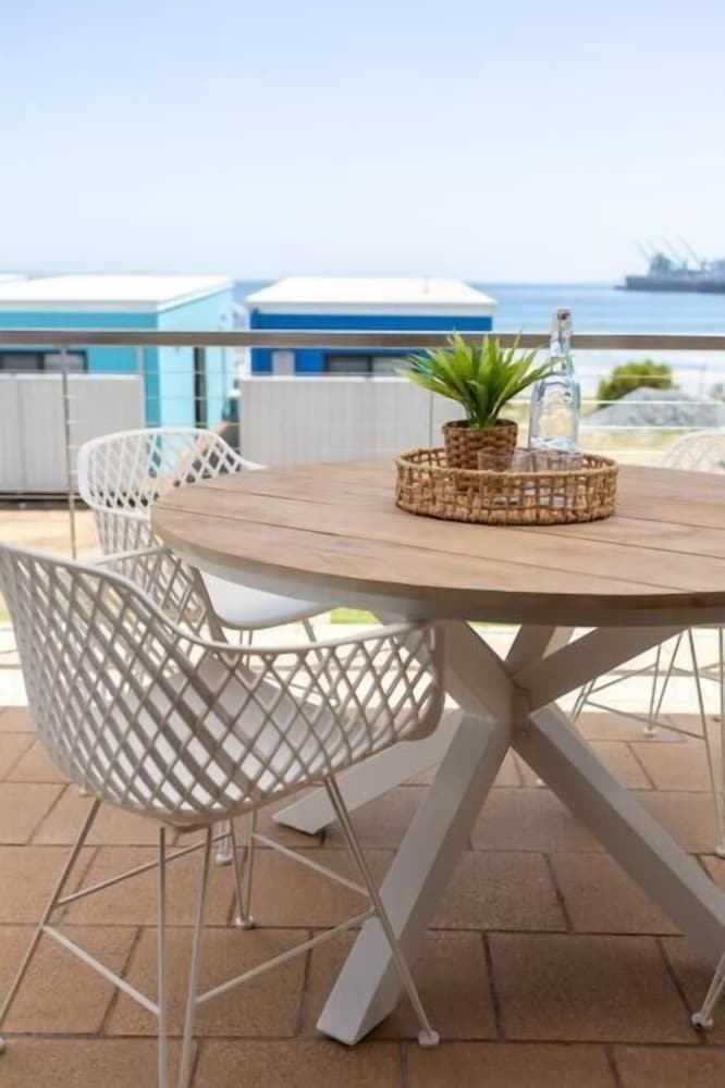 Port Lincoln Beach Front Apartments