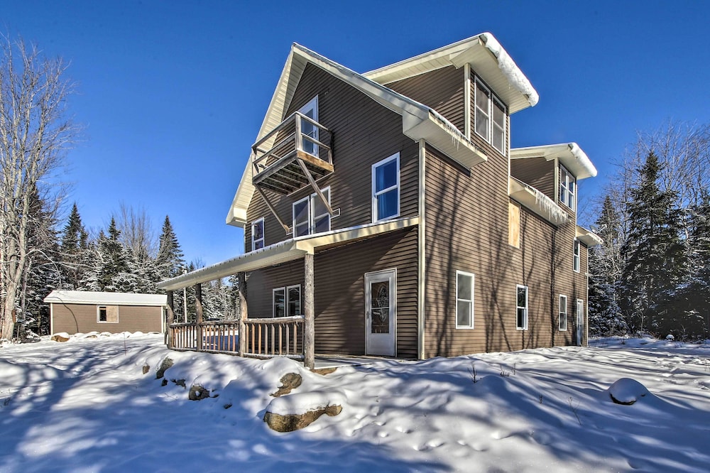 Rangeley Retreat Cabin-style Home: Lake Access view 3