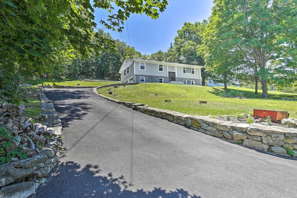 Modern NY Home w/ Views By Hudson Valley Hiking! - Property Image 4