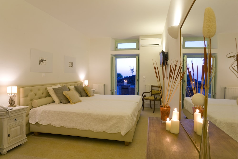 Blackrock Villa photo 4