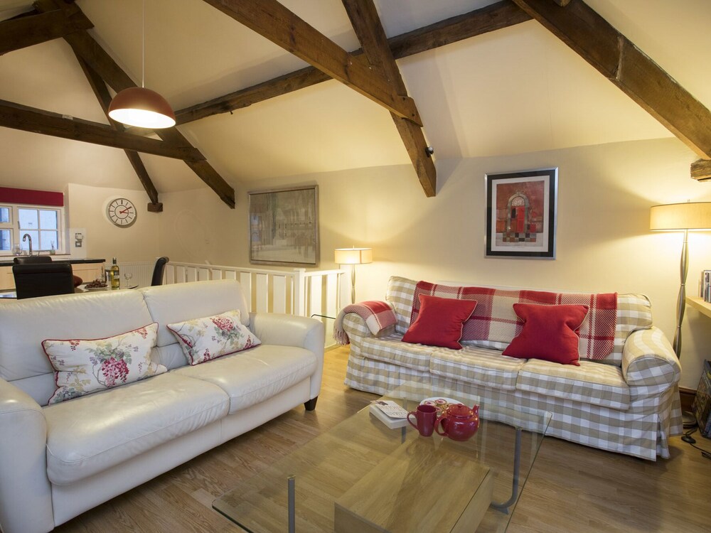 The Coach House - Beaumaris view 3