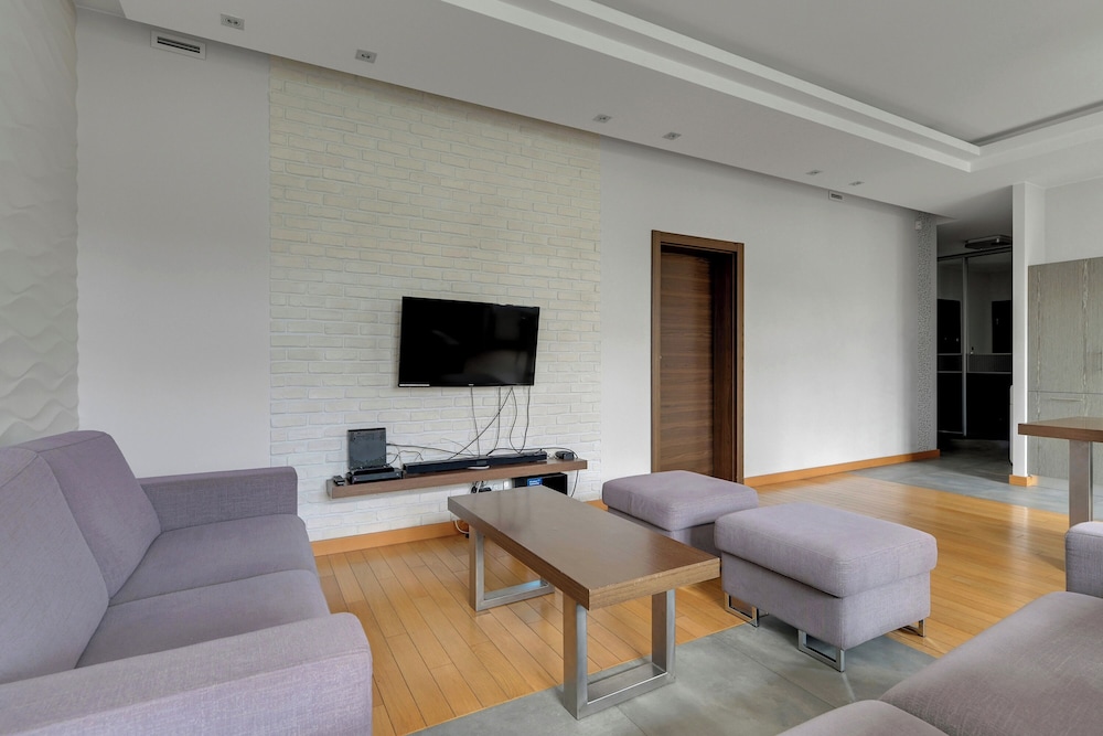 Tobiasza Residence by Grand Apartments