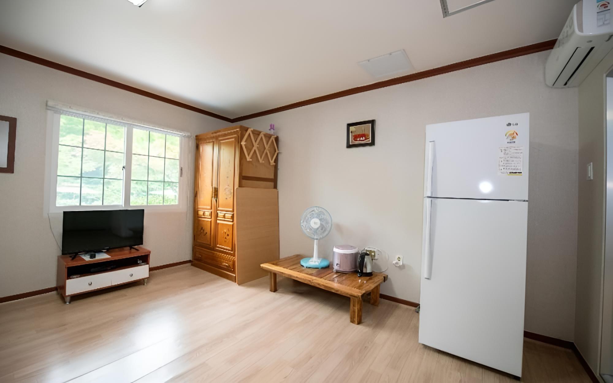 Gwangyang Polaris Pension view 4
