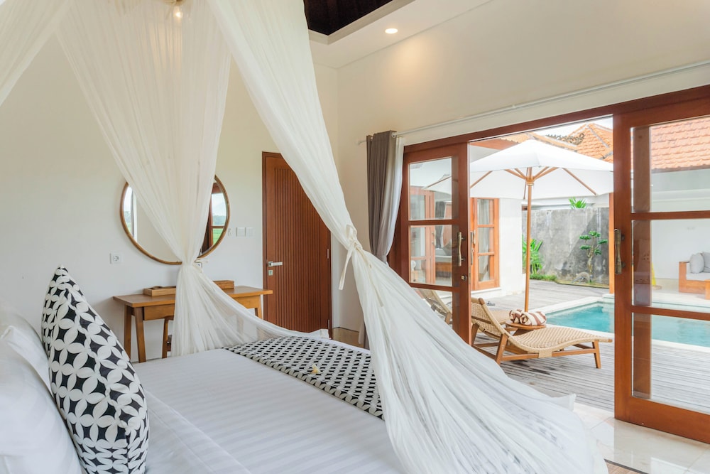 Kemawan Luxury Villas