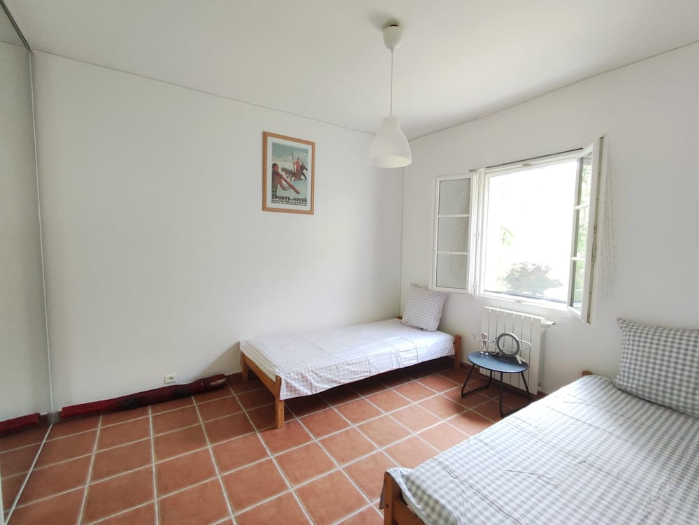 Villa - Pool - 3 Bedrooms - Garden