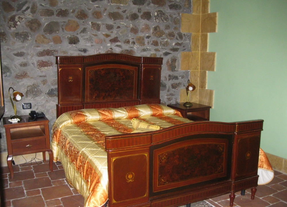 Casina Cancellieri La Rusticana view 5