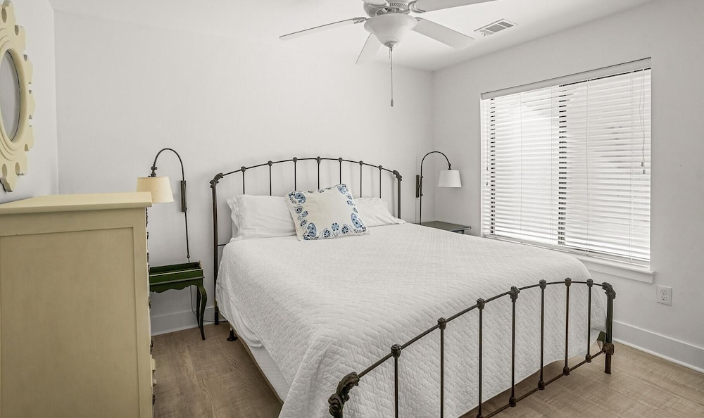 Beautifully Updated 3-bed, 2-bath Oceanfront Retreat