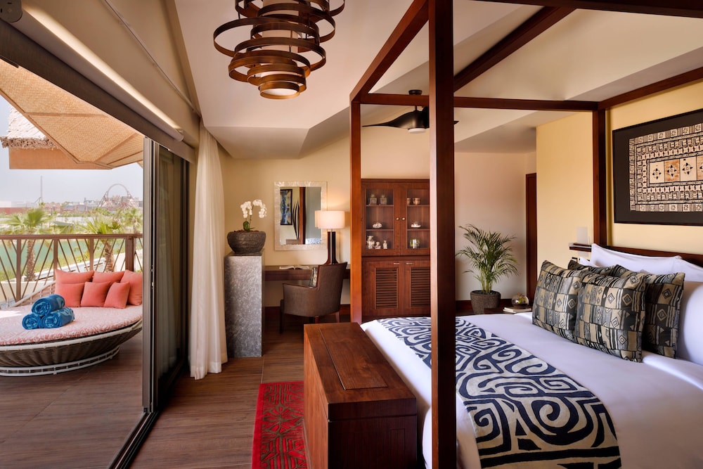 Lapita, Dubai Parks and Resorts, Autograph Collection 3