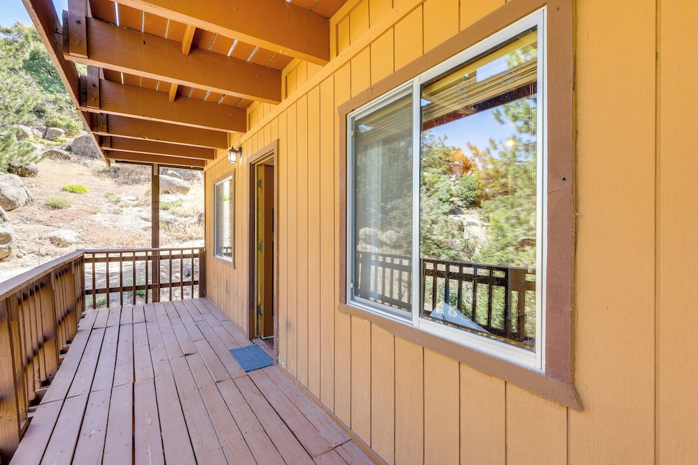 Snow Valley Hideaway Arrowbear Lake Retreat view 5