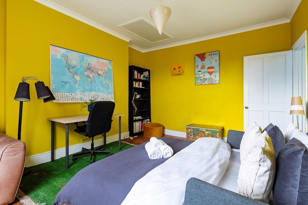 Cozy 2BR Near Notting Hill & Hyde Park