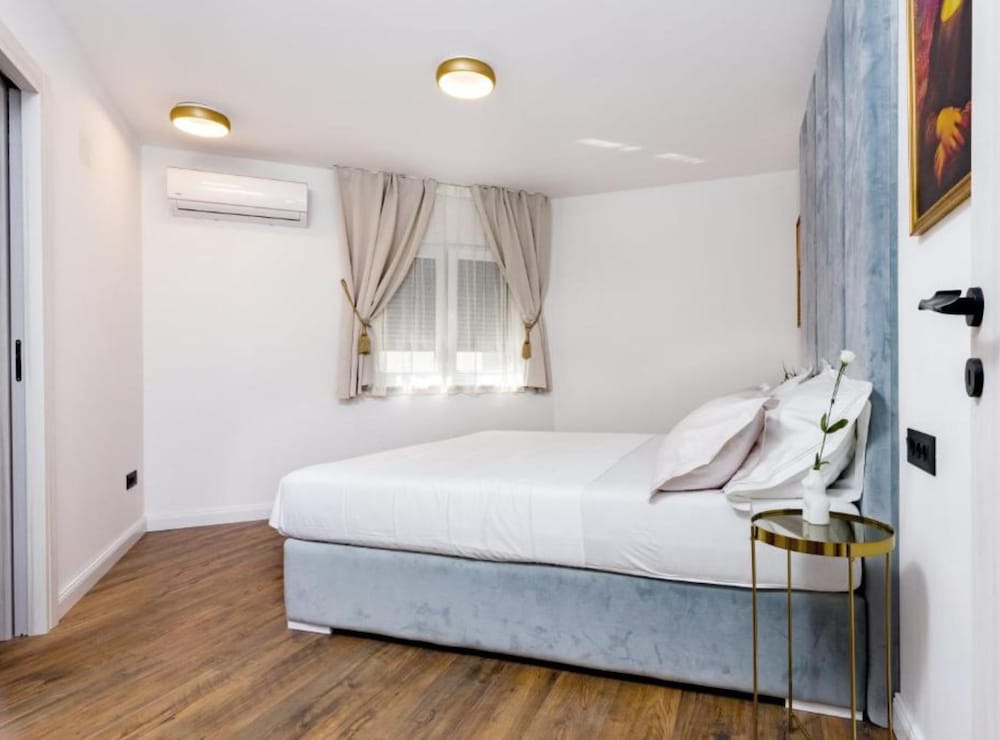 Luxury Penthouse Duce