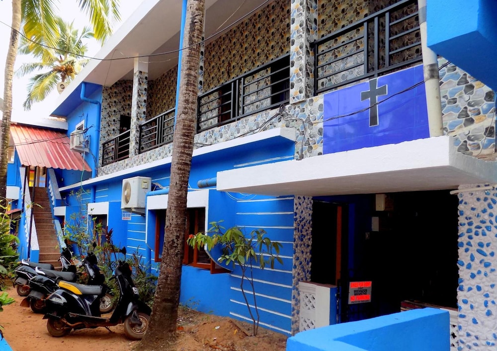 Romaldo Guest House