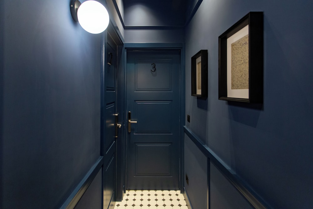 Saint Suites