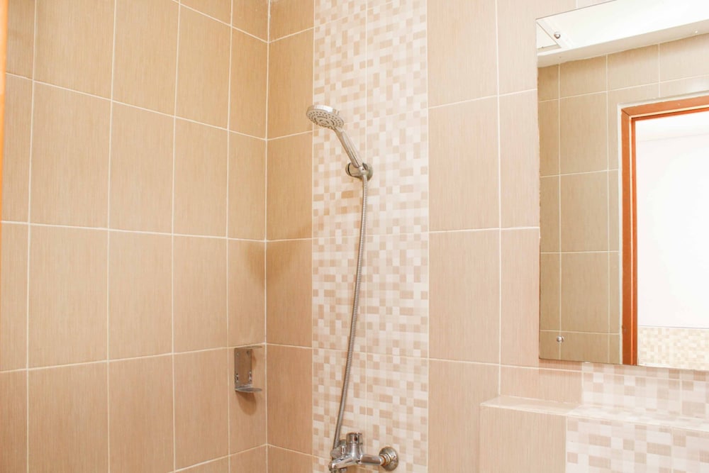 Homey And Simply Studio Room At Enviro Apartment view 5
