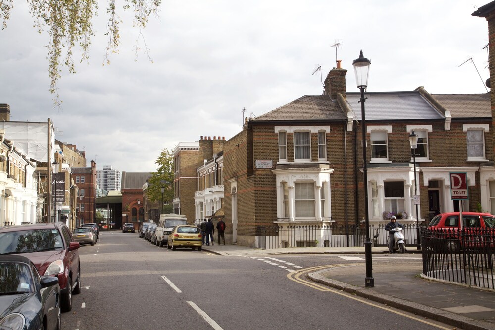 1 Bedroom Apartment near Kings Road