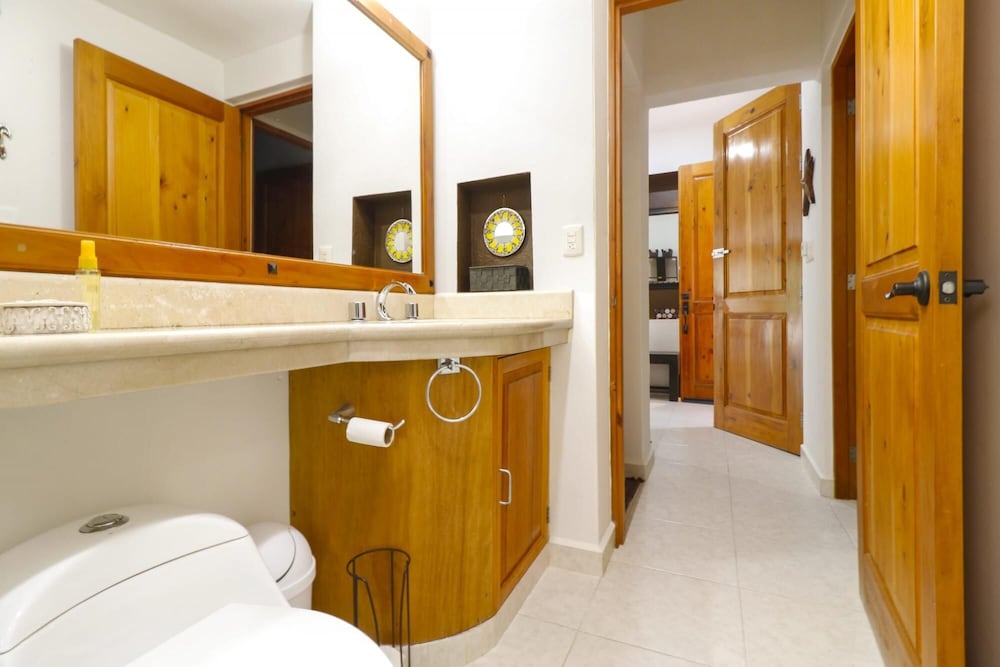 Perfect Stay Renovated Pool Private 4BR Villa view 2