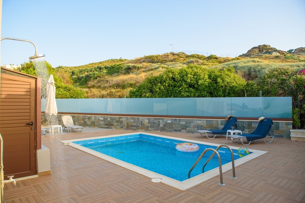 Marie Nicol Apartments Private Pool 3 Bedrooms