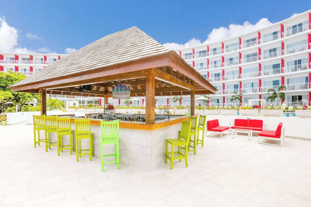 Grand Decameron Cornwall Beach, A Trademark All-Inclusive Resort
