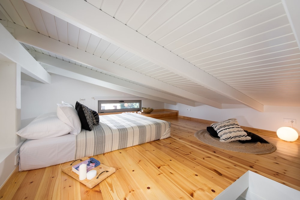Theros Residence photo 3