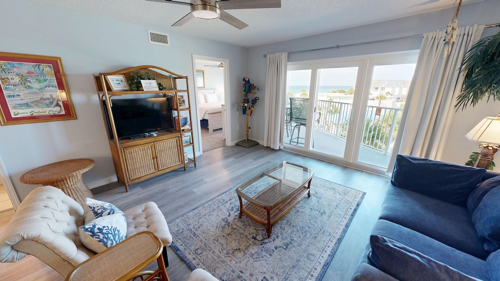 Seacrest 404 2 Bedroom Condo