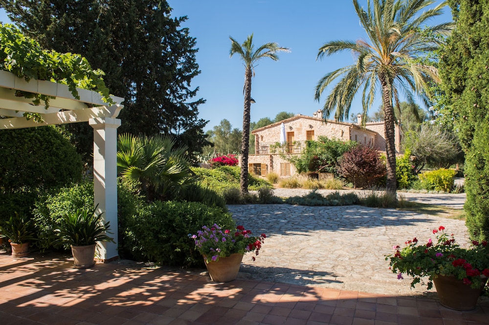 Hotel Rural Can Feliu