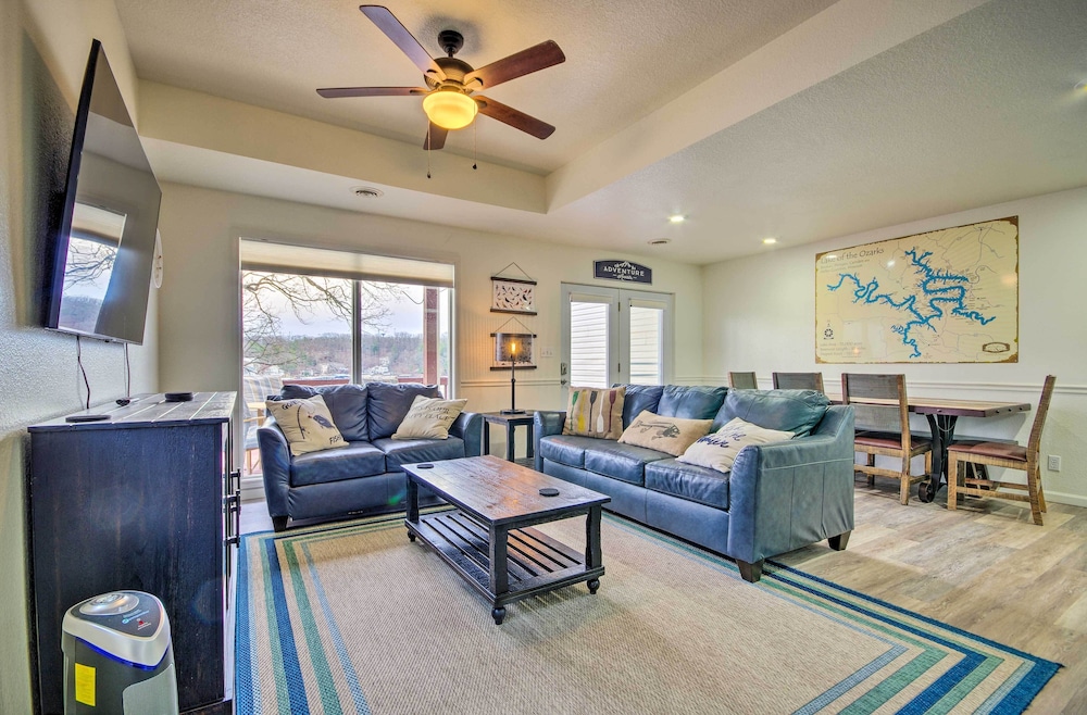 Lake of the Ozarks Vacation Rental: Boat Dock/slip
