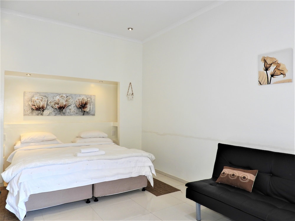 Footprints Self-Catering & B&B