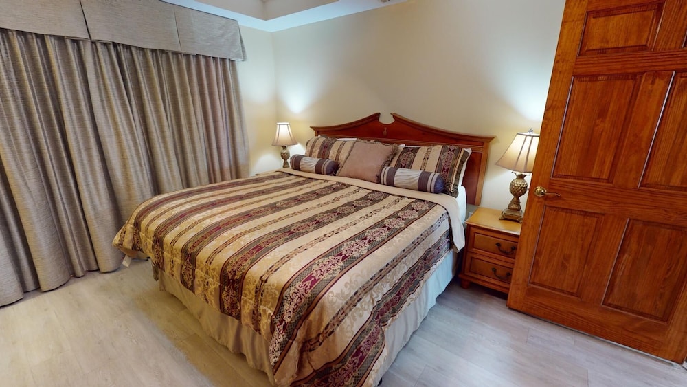 Ocean Song 2 by Tybee Vacation Rentals