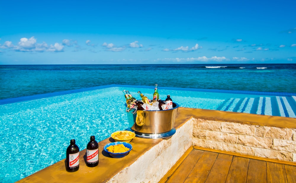 Crystal Cove Villa