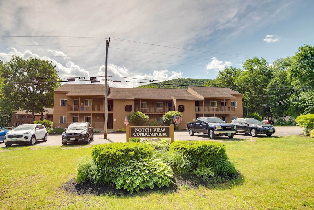 Lovely White Mountains Condo: Hike, Ski & Unwind! view 5