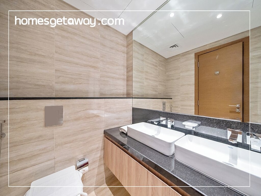 Stylish 2BR Fully Furnished Unit at Business Bay