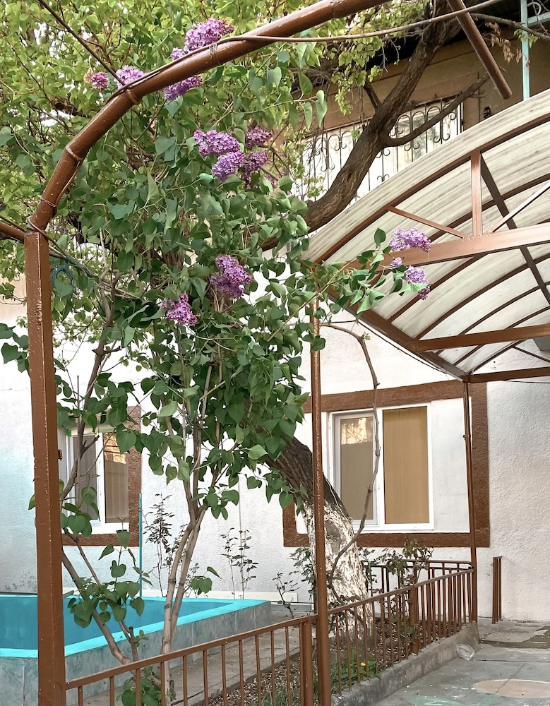 Yerevan Vacations - KaMar Hotel - Property Image 3