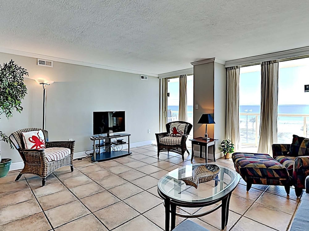 Sabine Yacht & Racquet by Southern Vacation Rentals, photo 13
