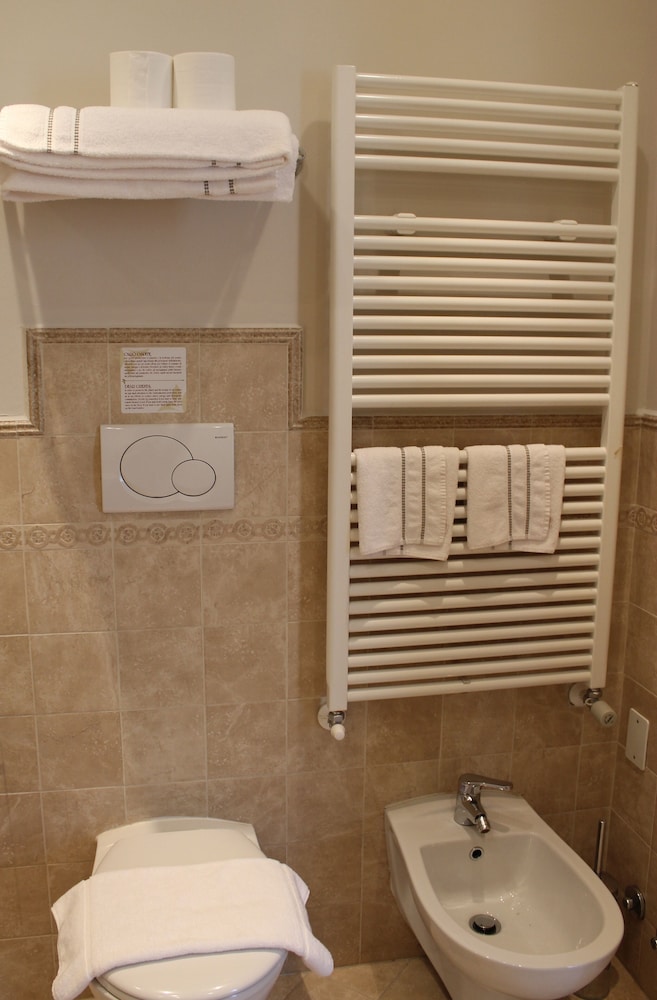 Photo 51
