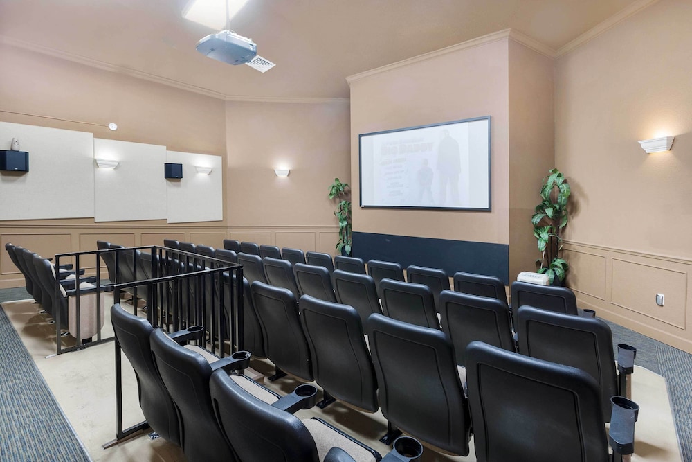 meeting & event spaces