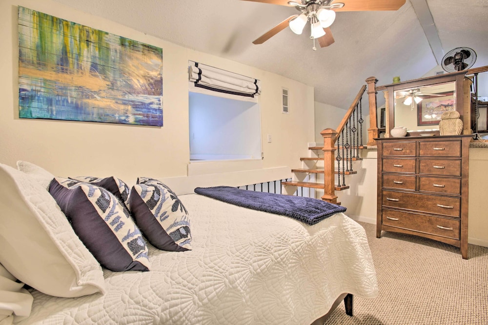 Inviting Uptown New Orleans Apt: Perfect Location!