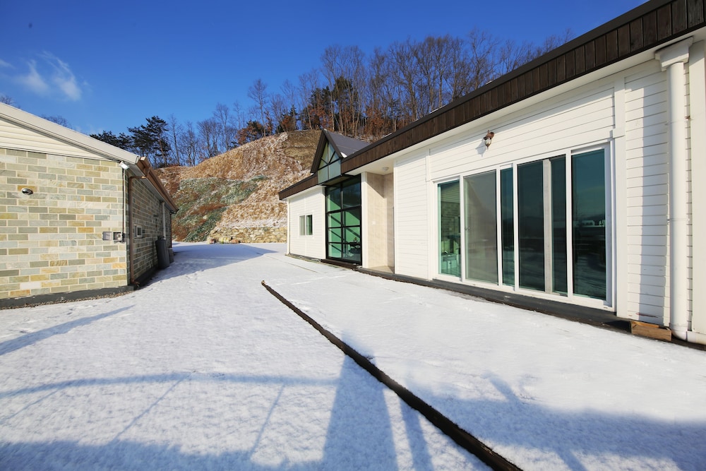 Mori House