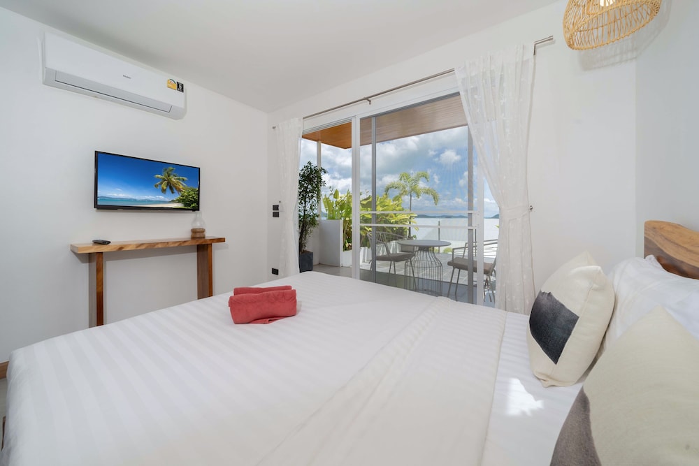 4-Storey Villa Mare with Seaview Pool