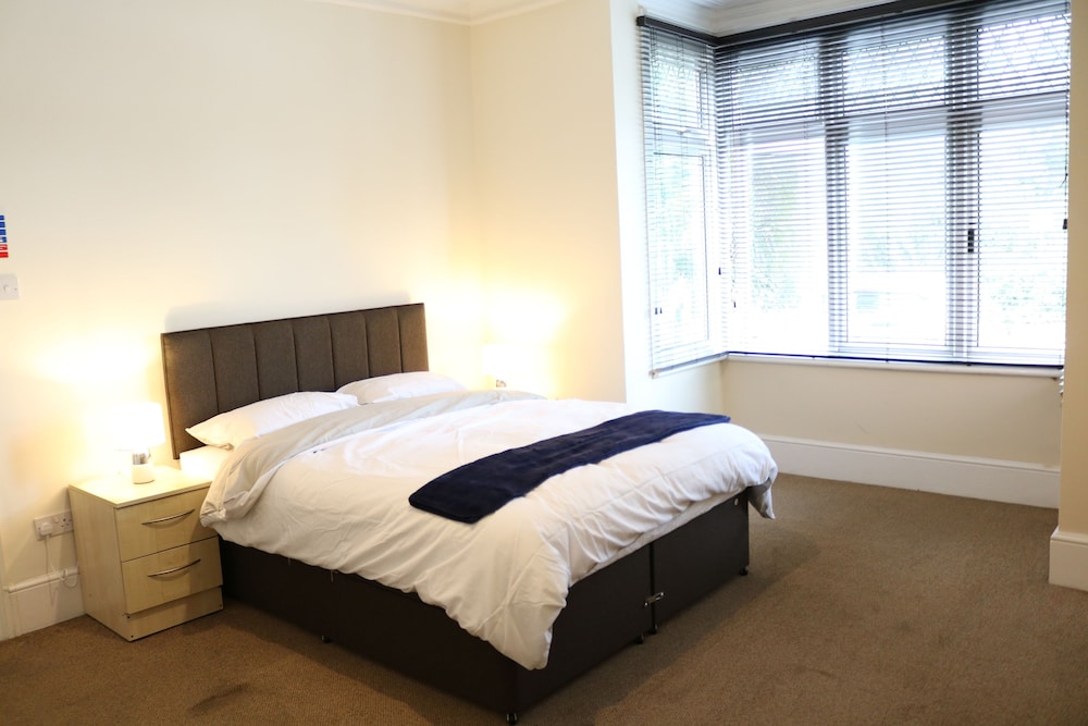 Guildford Vacations - Right Stays - Property Image 6