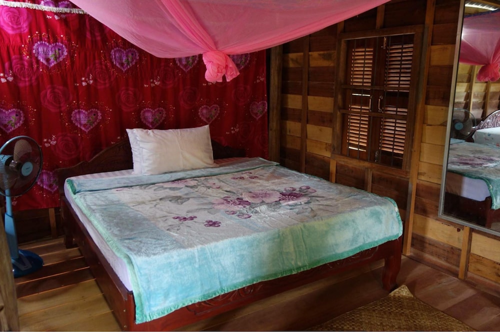 Authentic Cambodian Angkor Cottage