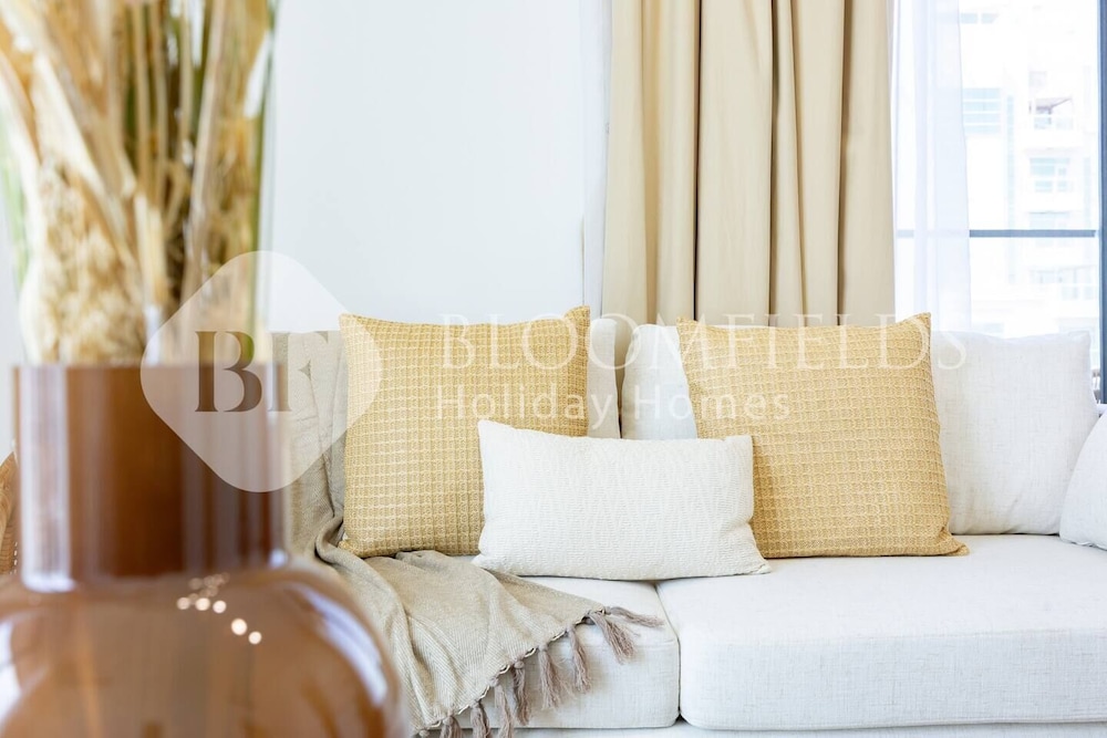 Bloomfields Cozy 1BR Binghatti Nova