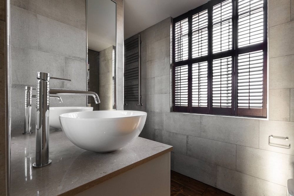 Aubrey Walk by Onefinestay
