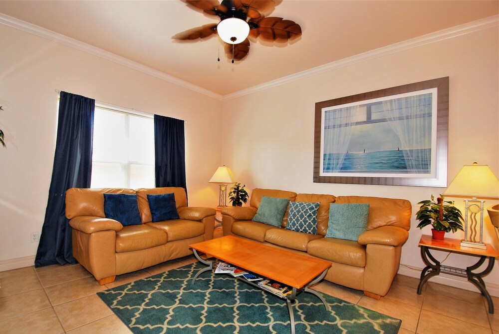 Mar Y Sol Unit #3 2 Bedroom Condo by RedAwning