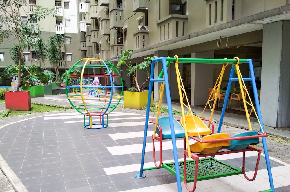 Best Deal 2Br Apartment At Gateway Ahmad Yani Cicadas