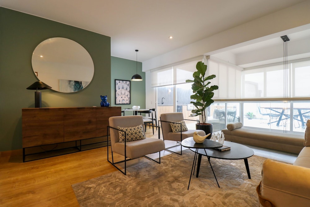 Elegant 3BR Duplex With Balcony in Miraflores
