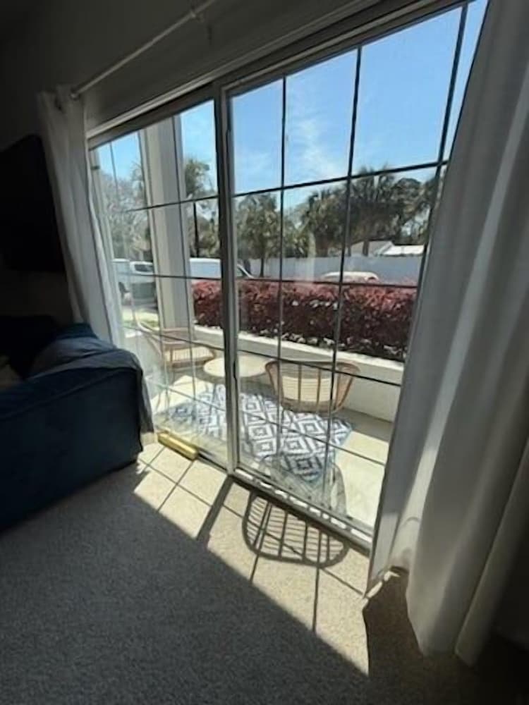 Royal Poste Unit 2807 2 Bedroom Condo