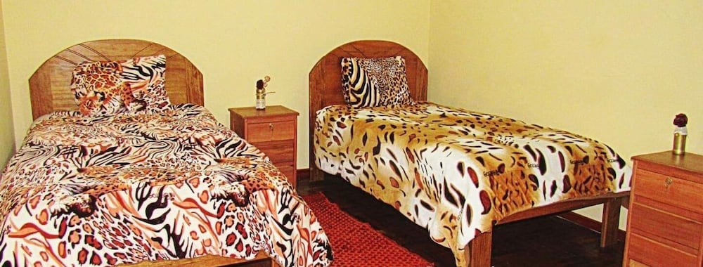 Amigos Del Mundo Guesthouse