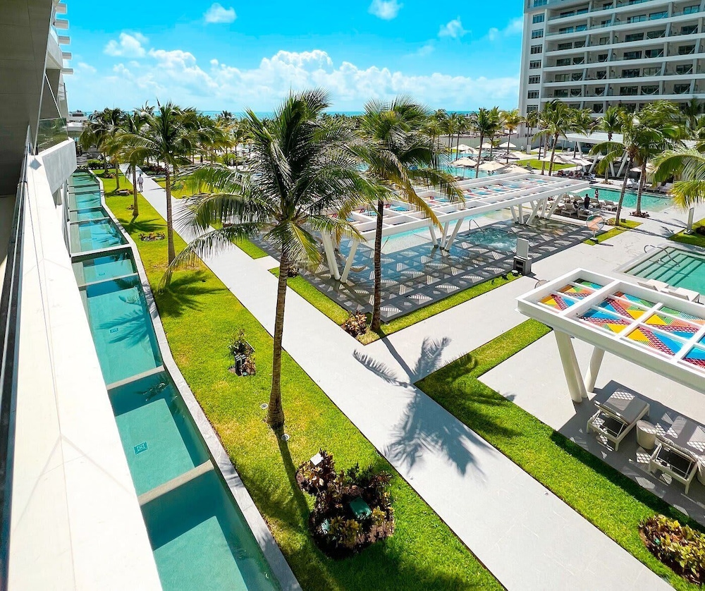 2BD Oceanview Suite Garza Blanca Cancun