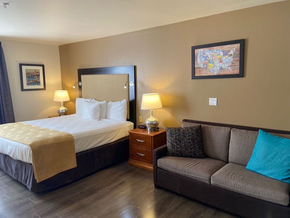 Toppenish Inn and Suites view 4