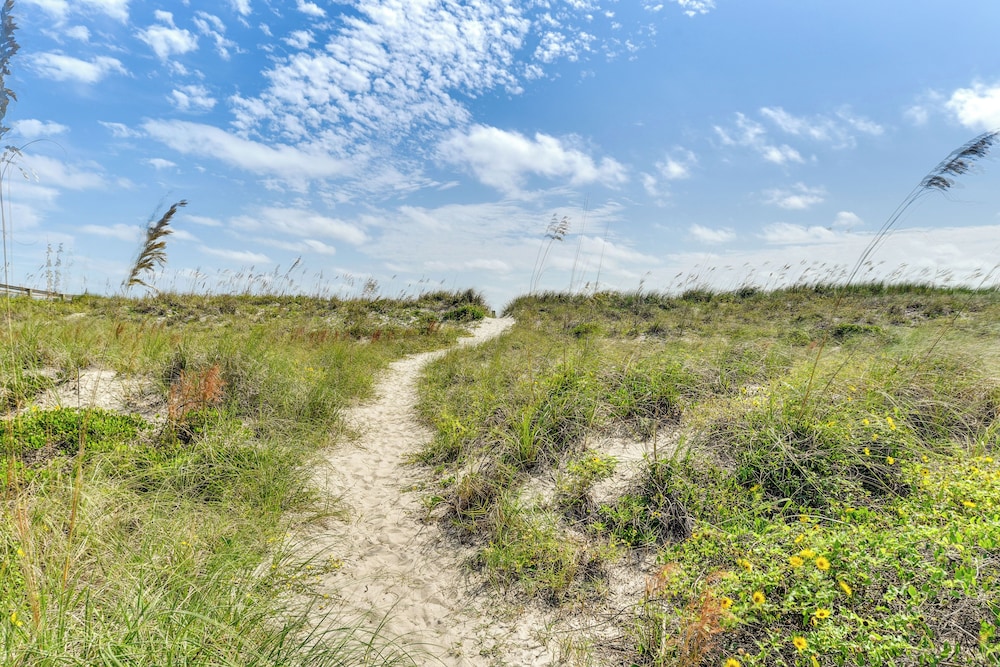 Walk to Ocean: Unit w/ Deck in Fernandina Beach!